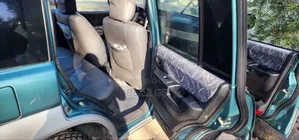 Mitsubishi Pajero 2000 Green