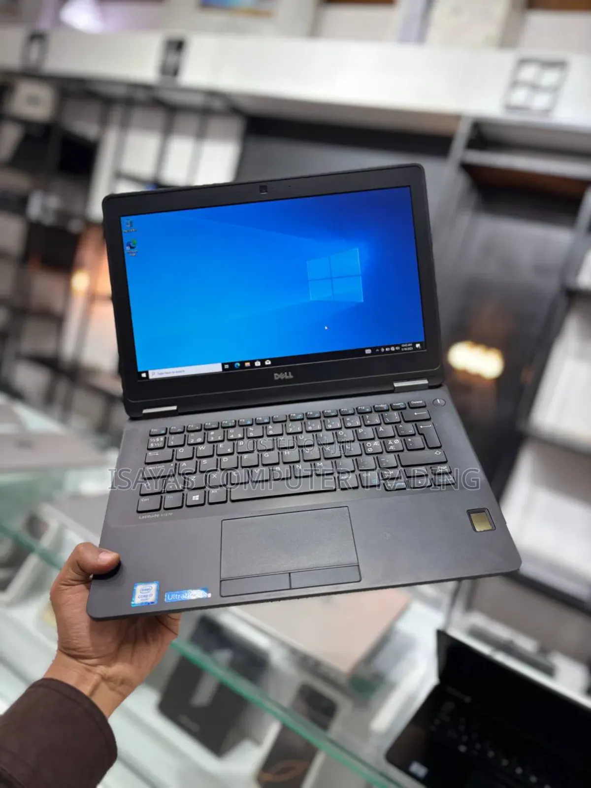 New Laptop Dell Latitude 12 E7270 8GB Intel Core I7 SSD 256GB