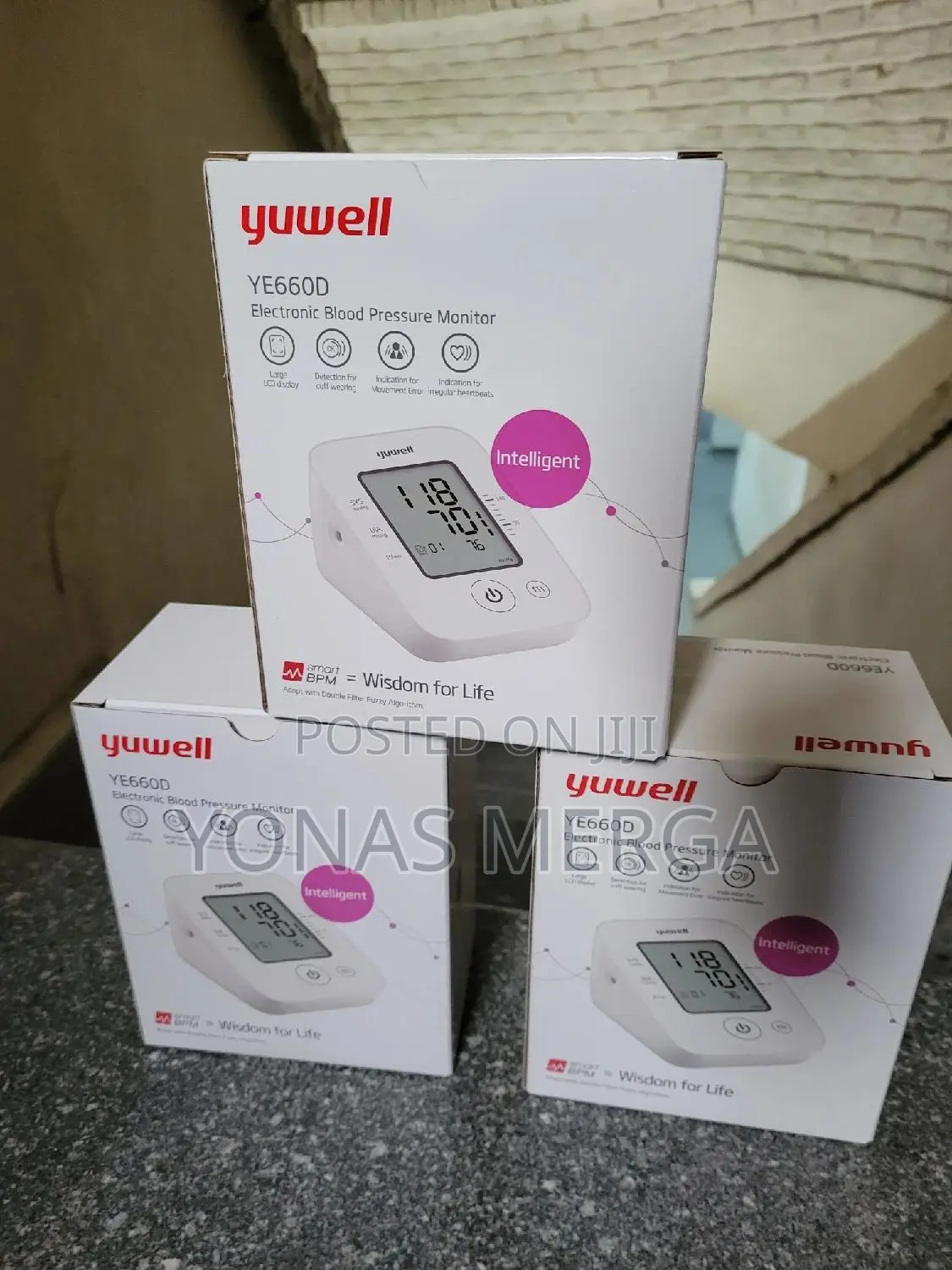 Blood Pressure Monitorة柞bp Monitor疏酉provide Precise Measurements.