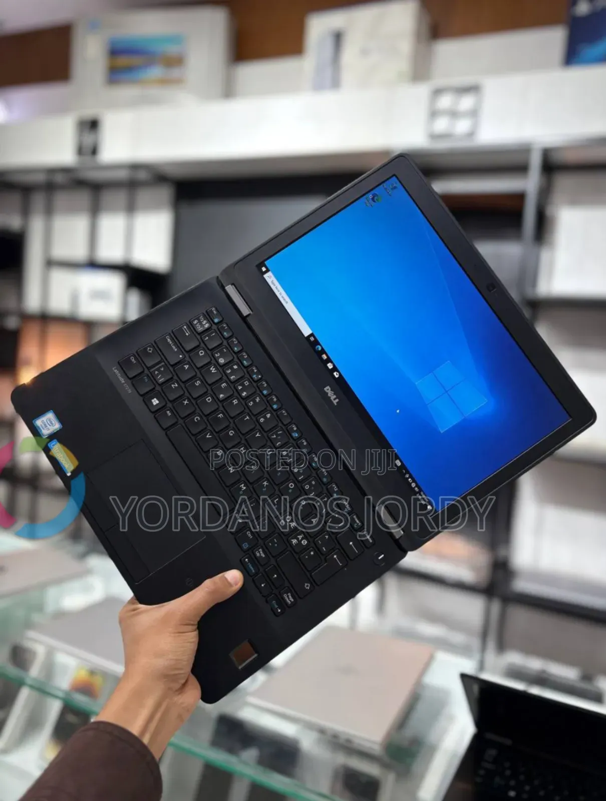 New Laptop Dell Latitude 12 E7270 8GB Intel Core I7 SSD 256GB