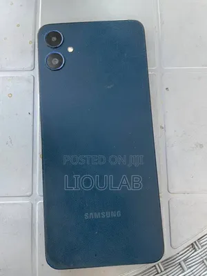 Samsung Galaxy F05 64 GB Blue