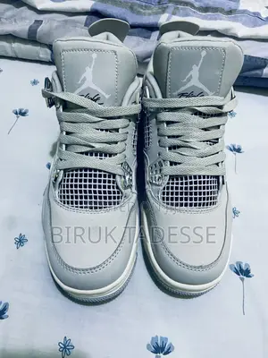 Photo - Jordan 4 Best Color and Original