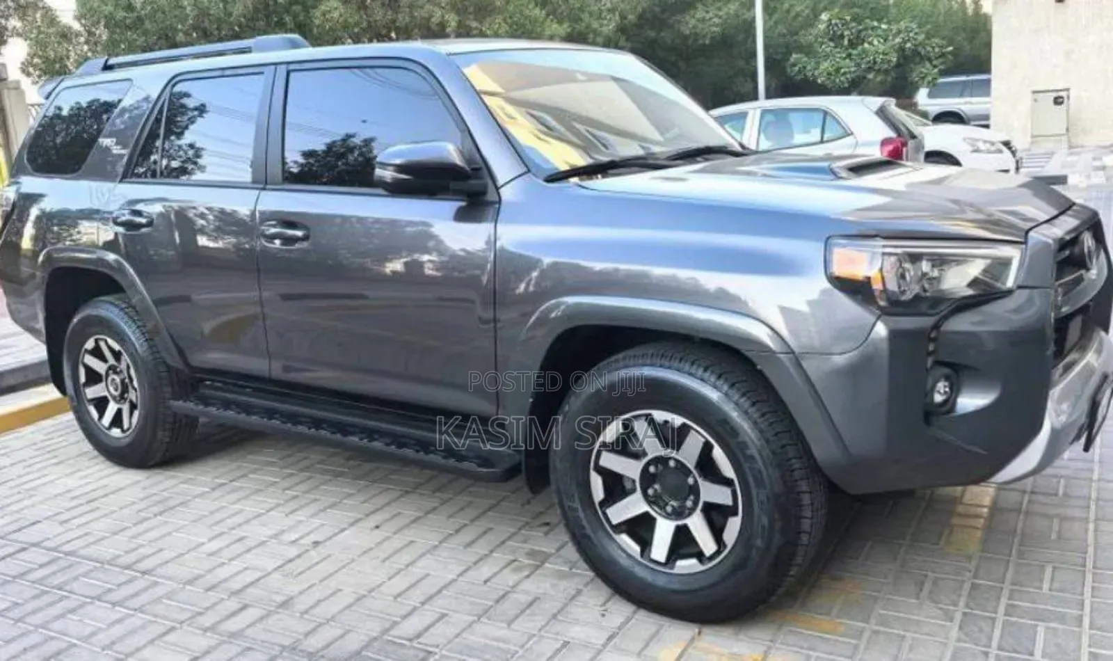 Toyota 4-Runner TRD Off Road 4WD 2024 Gray