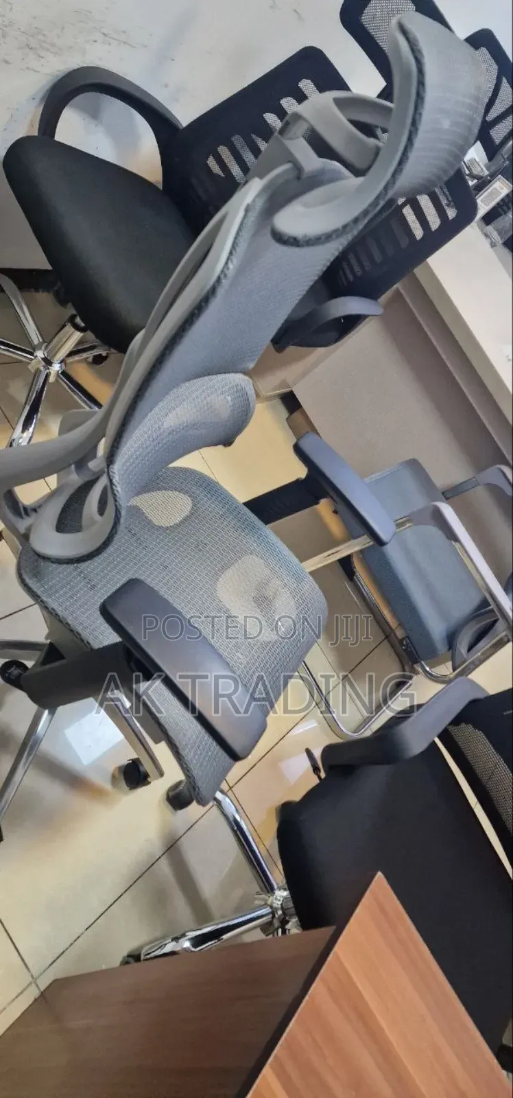 ዘመናዊ ሙሉ ወንፊት ወንበር /Ergonomic