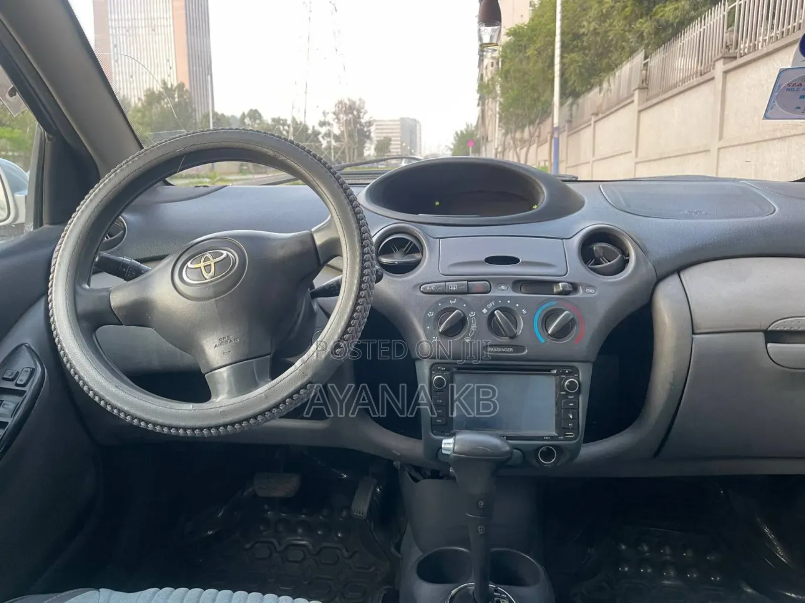 Toyota Vitz 2002 Blue