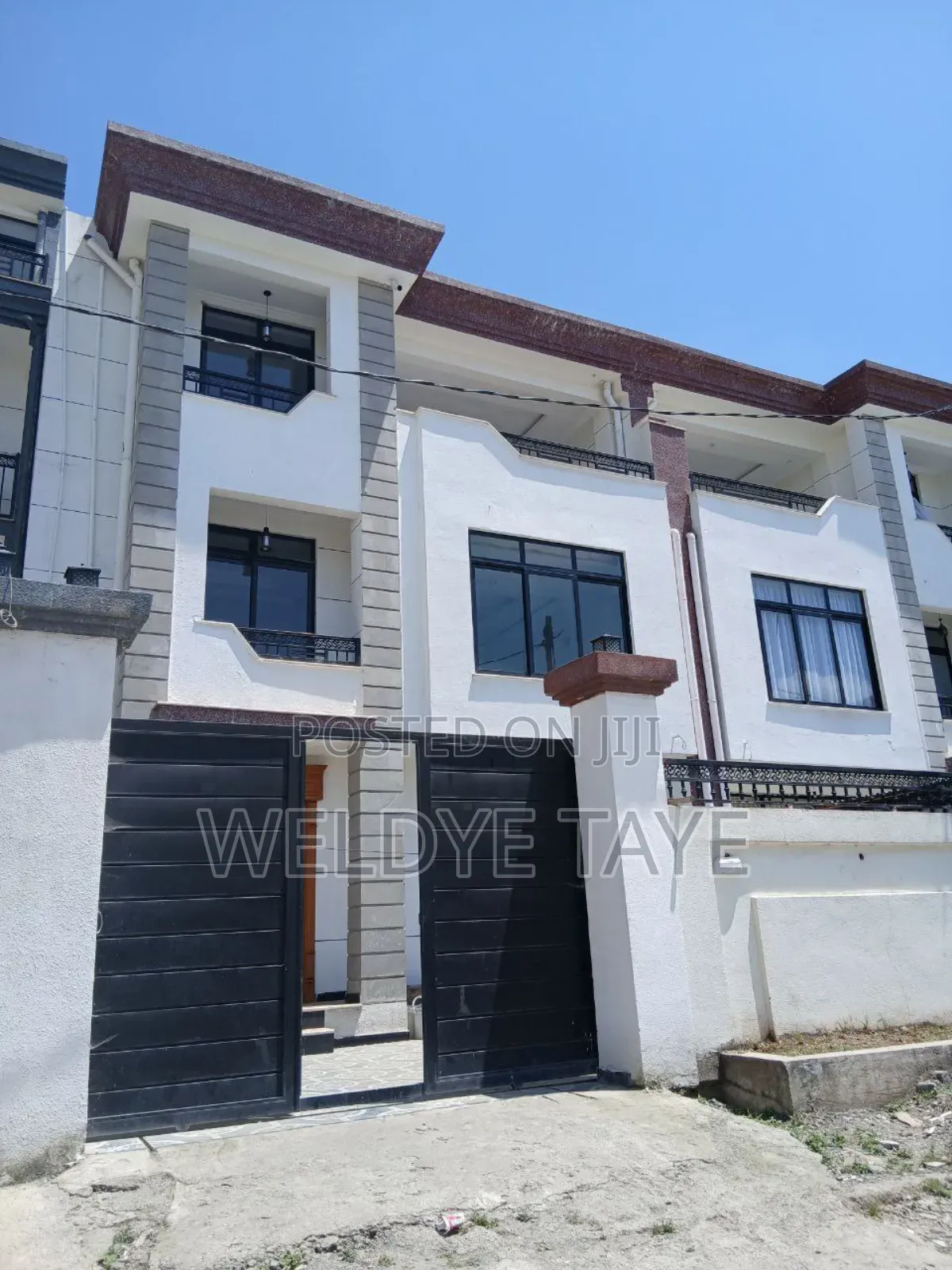 Furnished 6bdrm House in Bole for sale