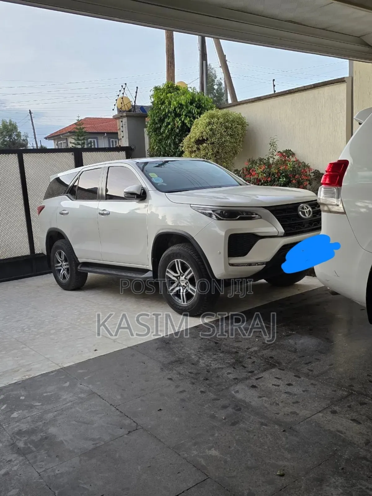 Toyota Fortuner 2.4 D RWD 2017 White