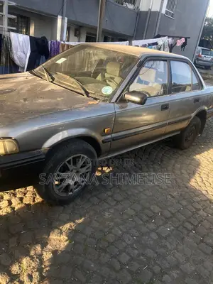Toyota Corolla Hatchback 1990 Gray