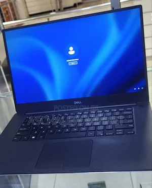 New Laptop Dell Precision 15 3520 16GB Intel Core I7 SSD 512GB