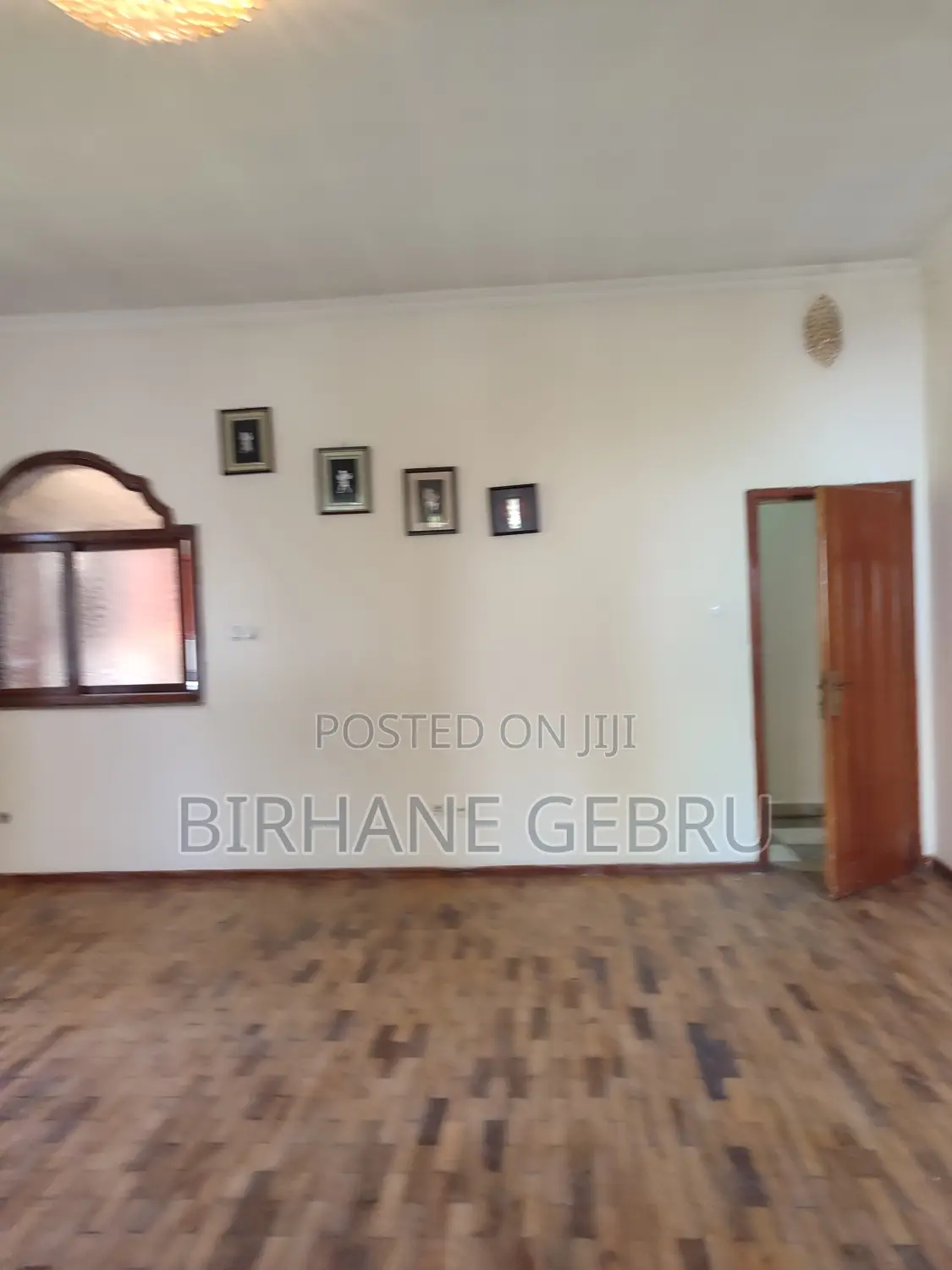 5bdrm Villa in Villa House, Bole for rent