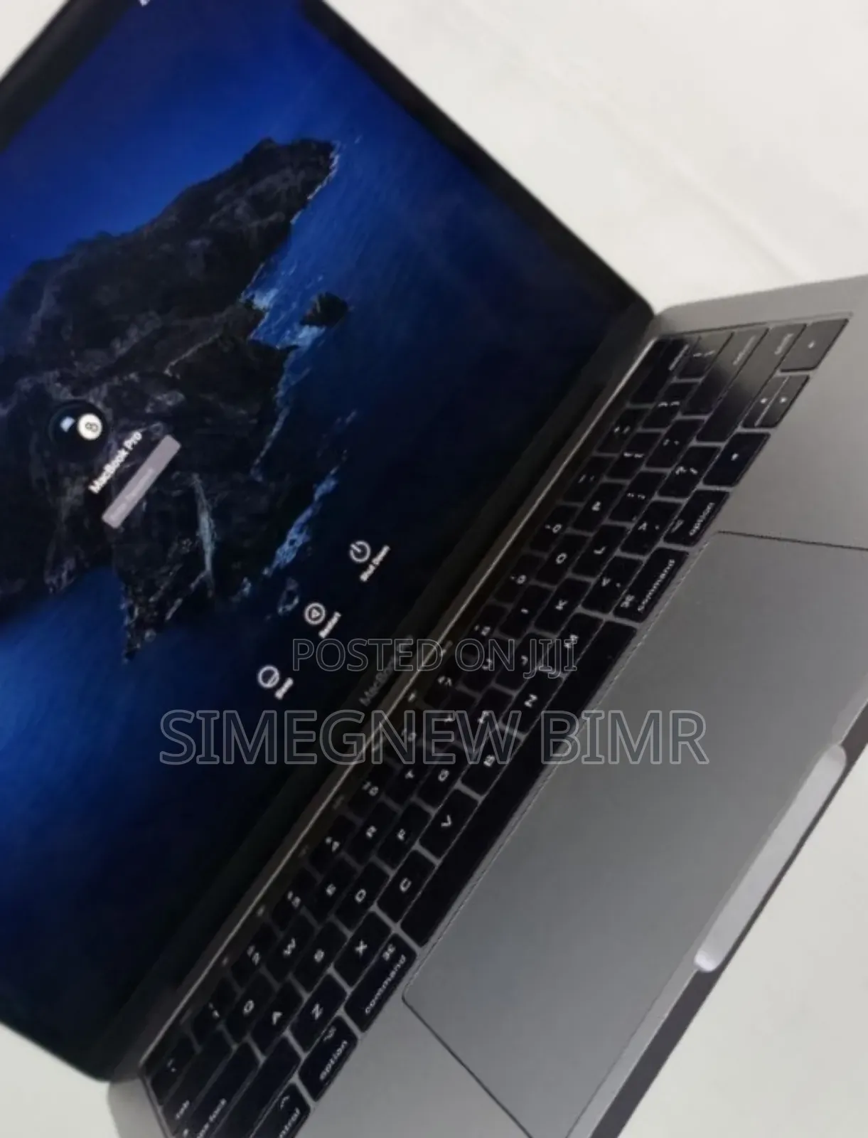 New Laptop Apple MacBook Pro 2017 8GB Intel Core I5 SSD 128GB