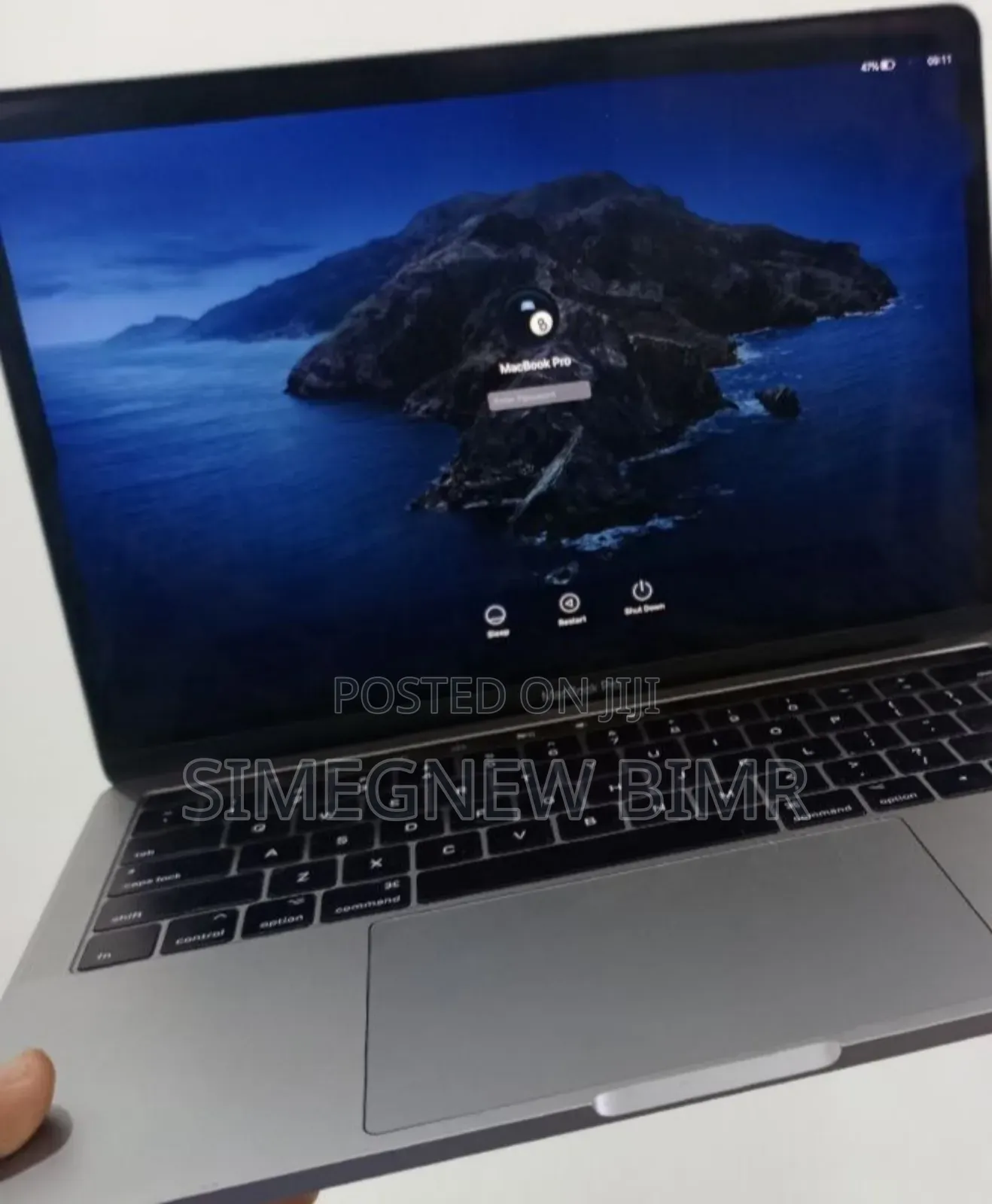 New Laptop Apple MacBook Pro 2017 8GB Intel Core I5 SSD 128GB