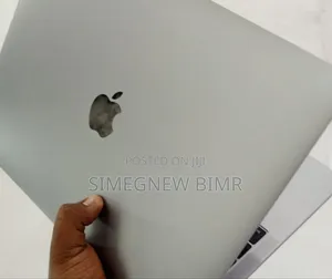 New Laptop Apple MacBook Pro 2017 8GB Intel Core I5 SSD 128GB