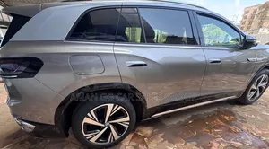 Volkswagen ID.4 2024 Gray