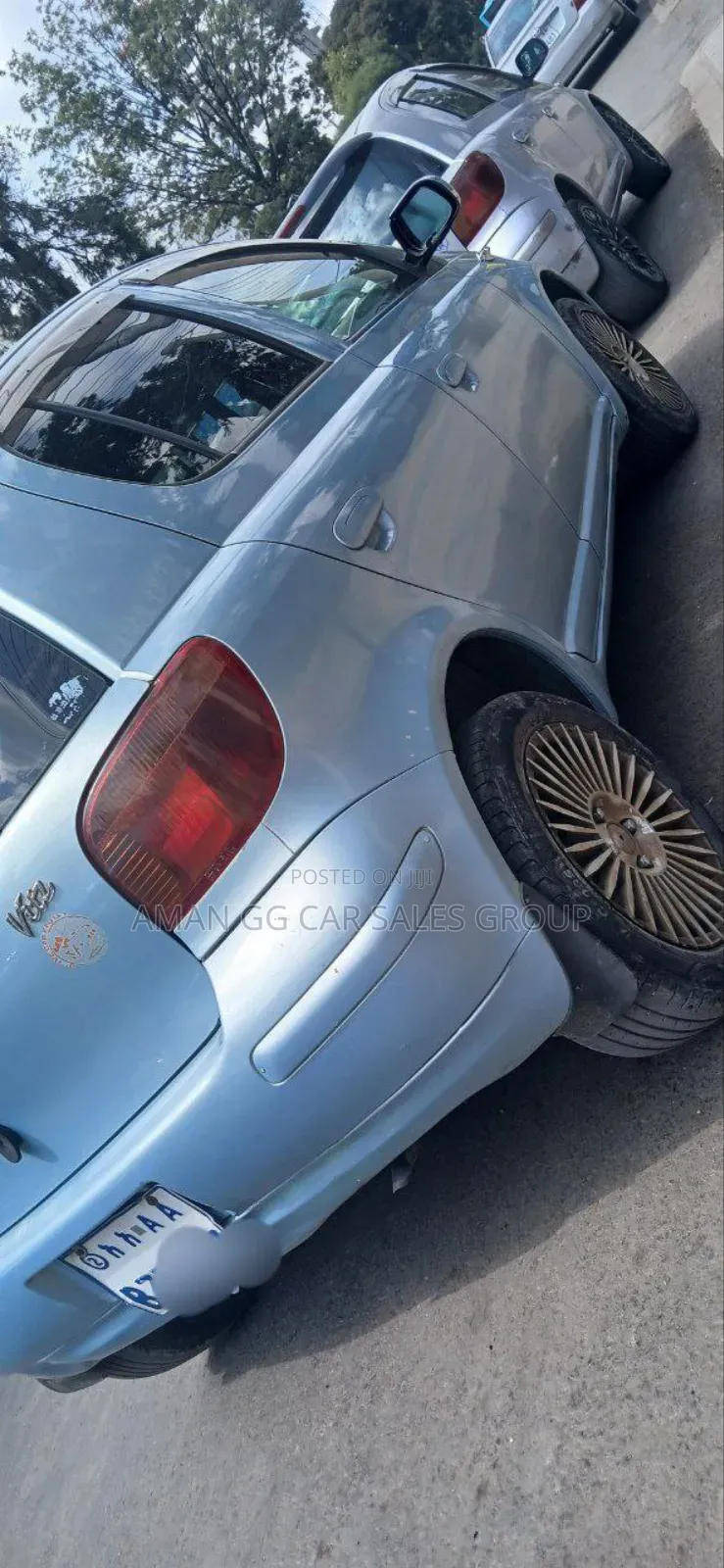 Toyota Vitz 2004 Blue