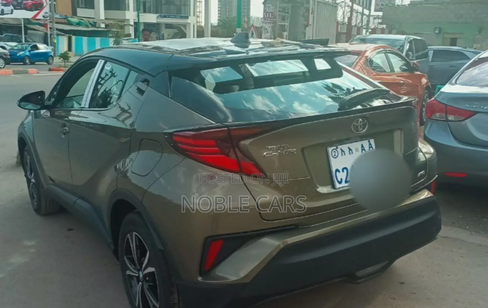 Toyota C-HR 2022 Gold