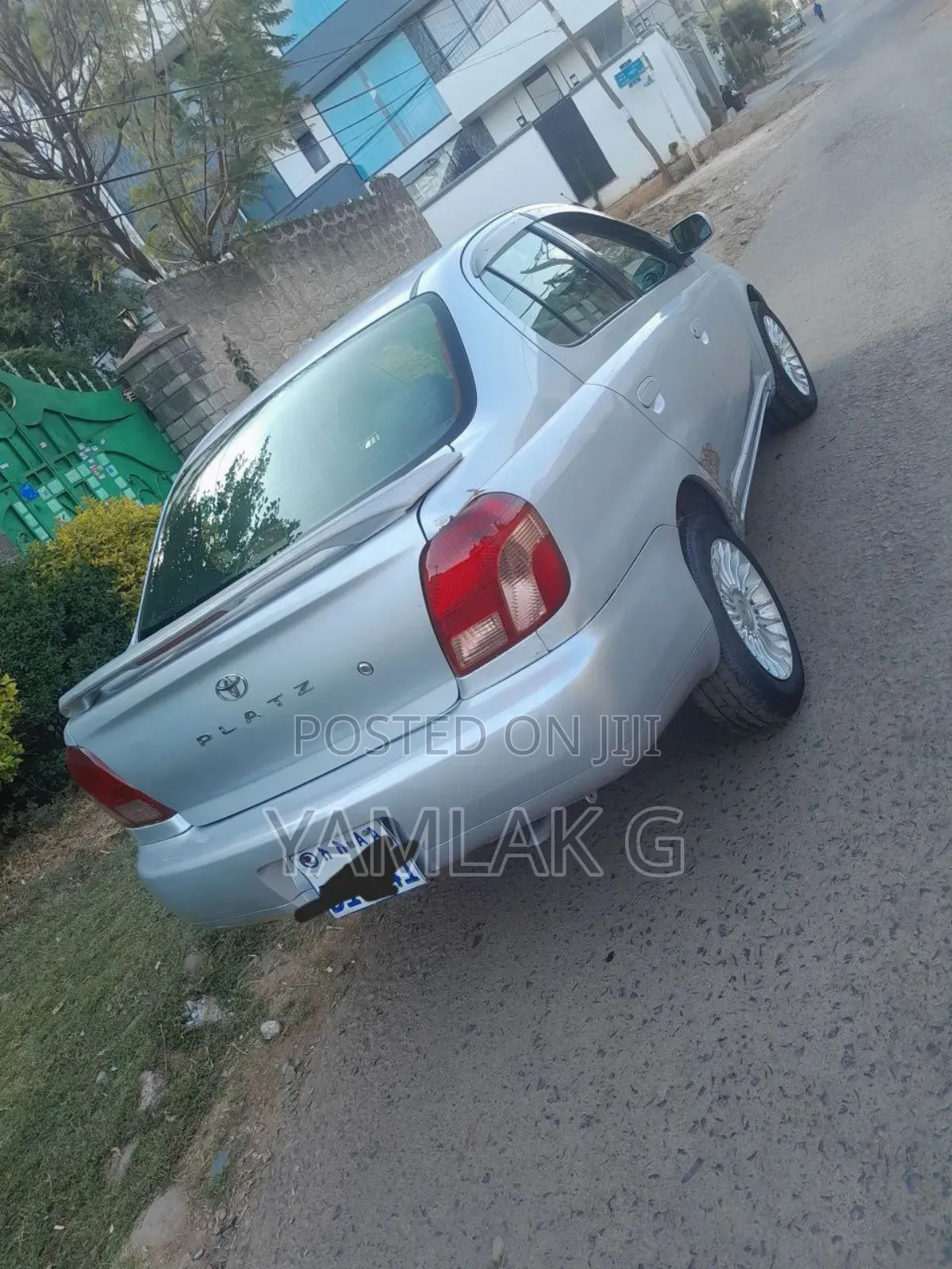 Toyota Platz 1.0 FWD 2001 Silver