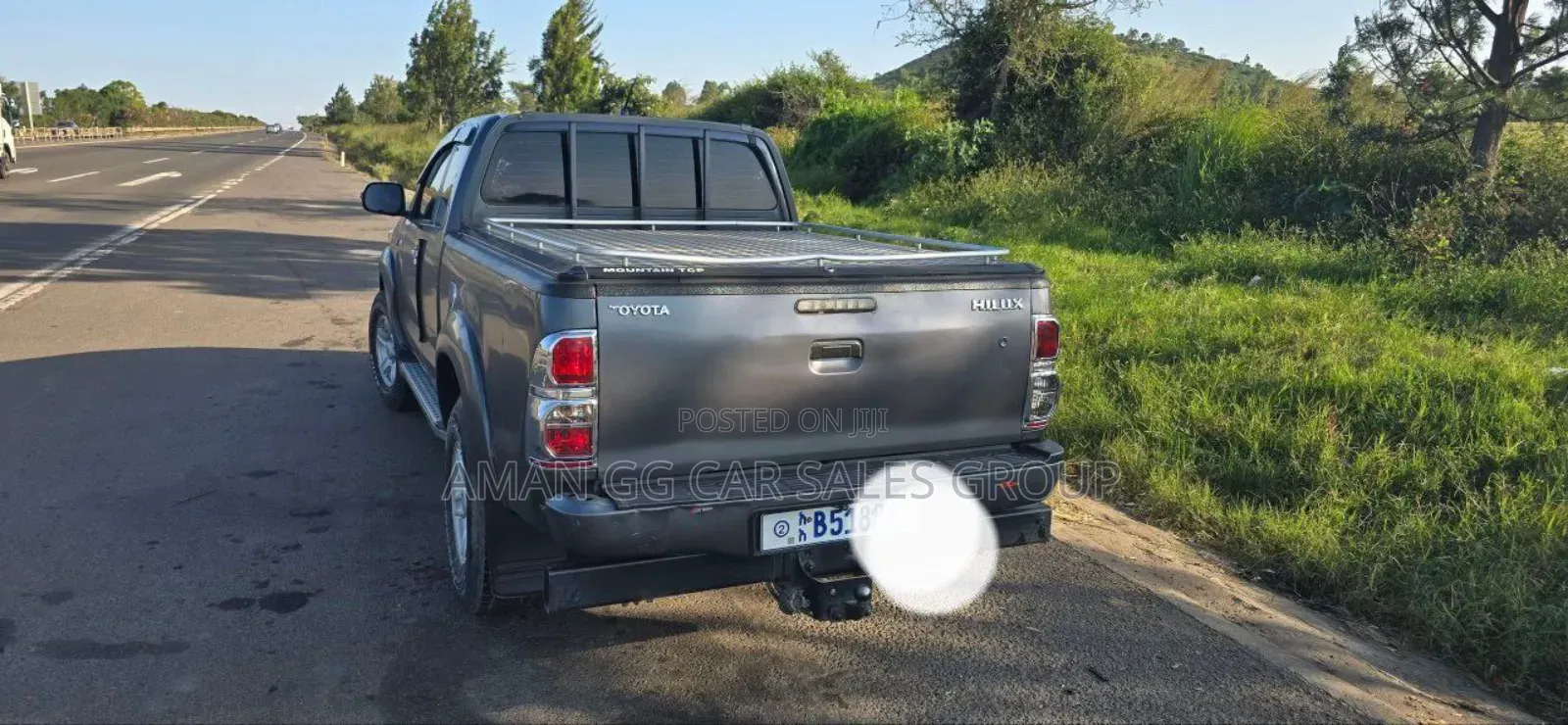 Toyota Hilux 2012 Black