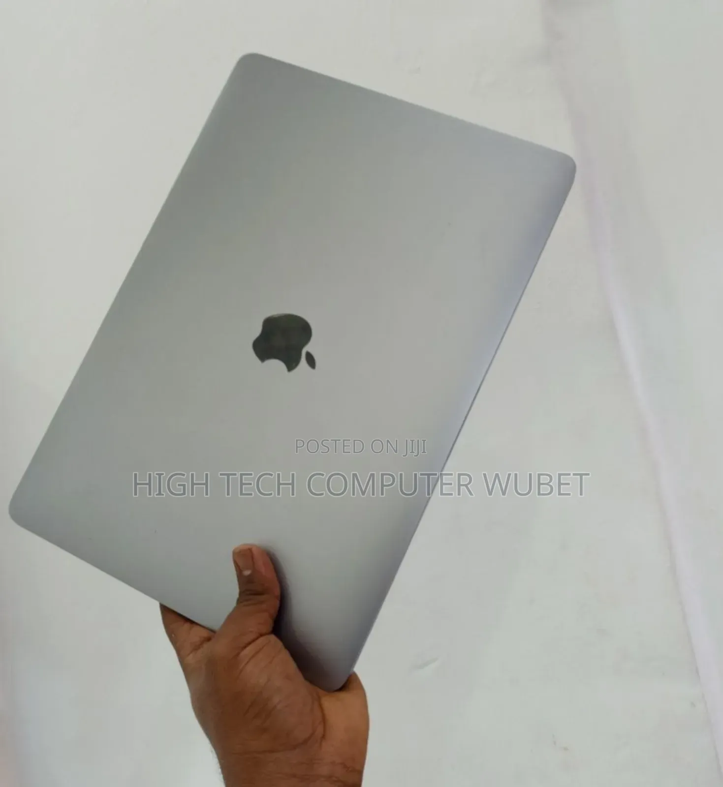 New Laptop Apple MacBook Pro 2017 8GB Intel Core I7 SSD 128GB