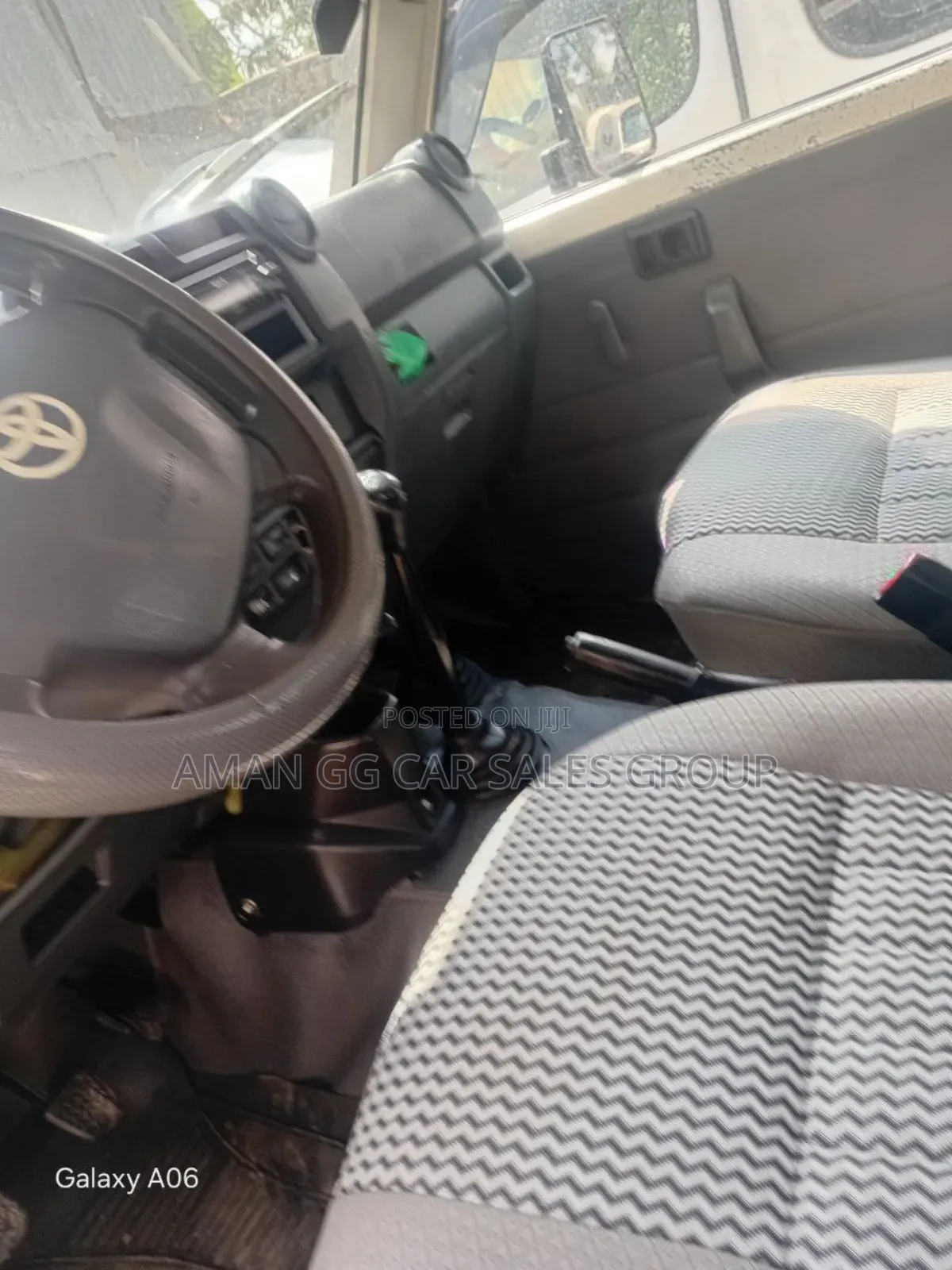 Toyota Land Cruiser 2015 White