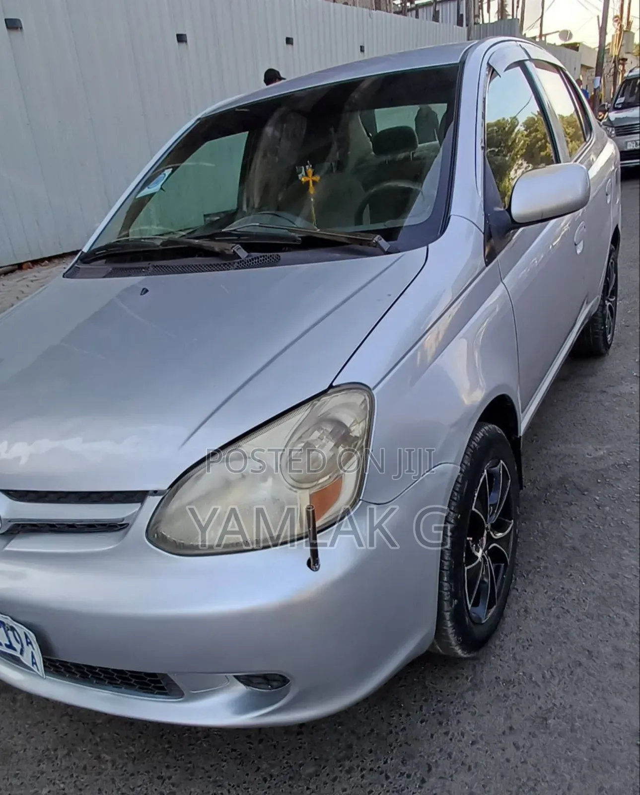 Toyota Platz 1.0 FWD 2004 Silver