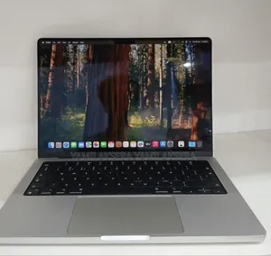 New Laptop Apple MacBook Pro M1 16GB Apple M1 Pro SSD 1T