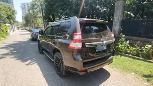 Toyota Land Cruiser 2017 Matt Black