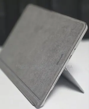 New Laptop Microsoft Surface Go 2 8GB SSD 128GB