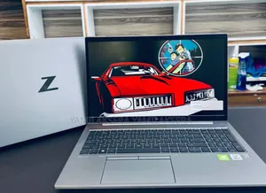 New Laptop HP ZBook Firefly G8 16GB Intel Core I7 SSD 512GB