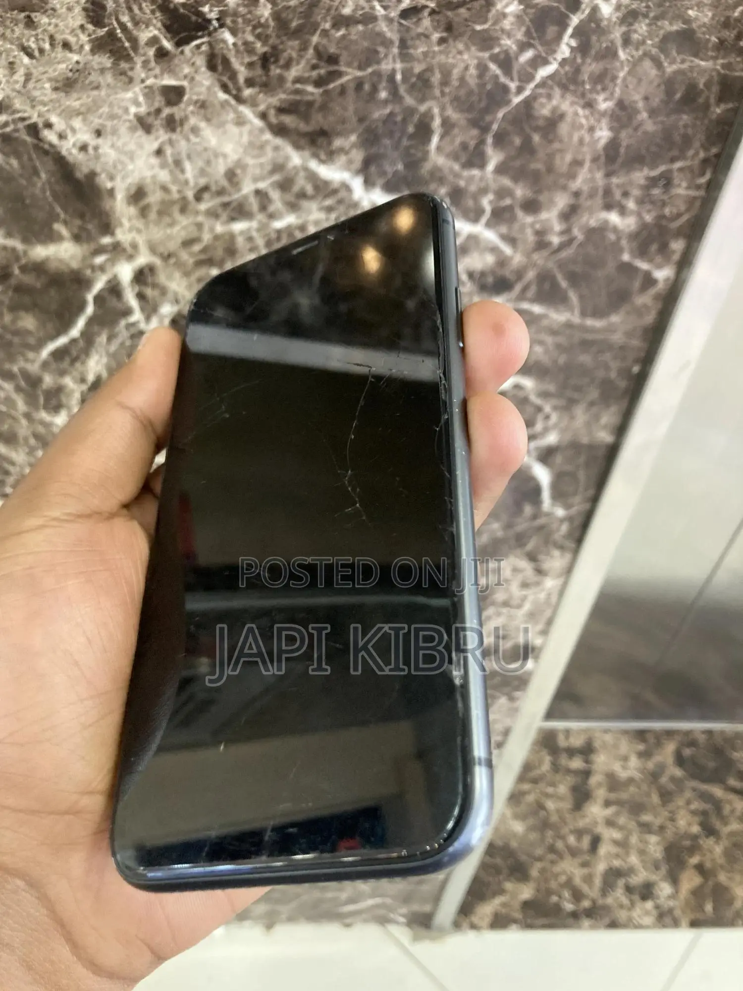 Apple iPhone 11 64 GB Black