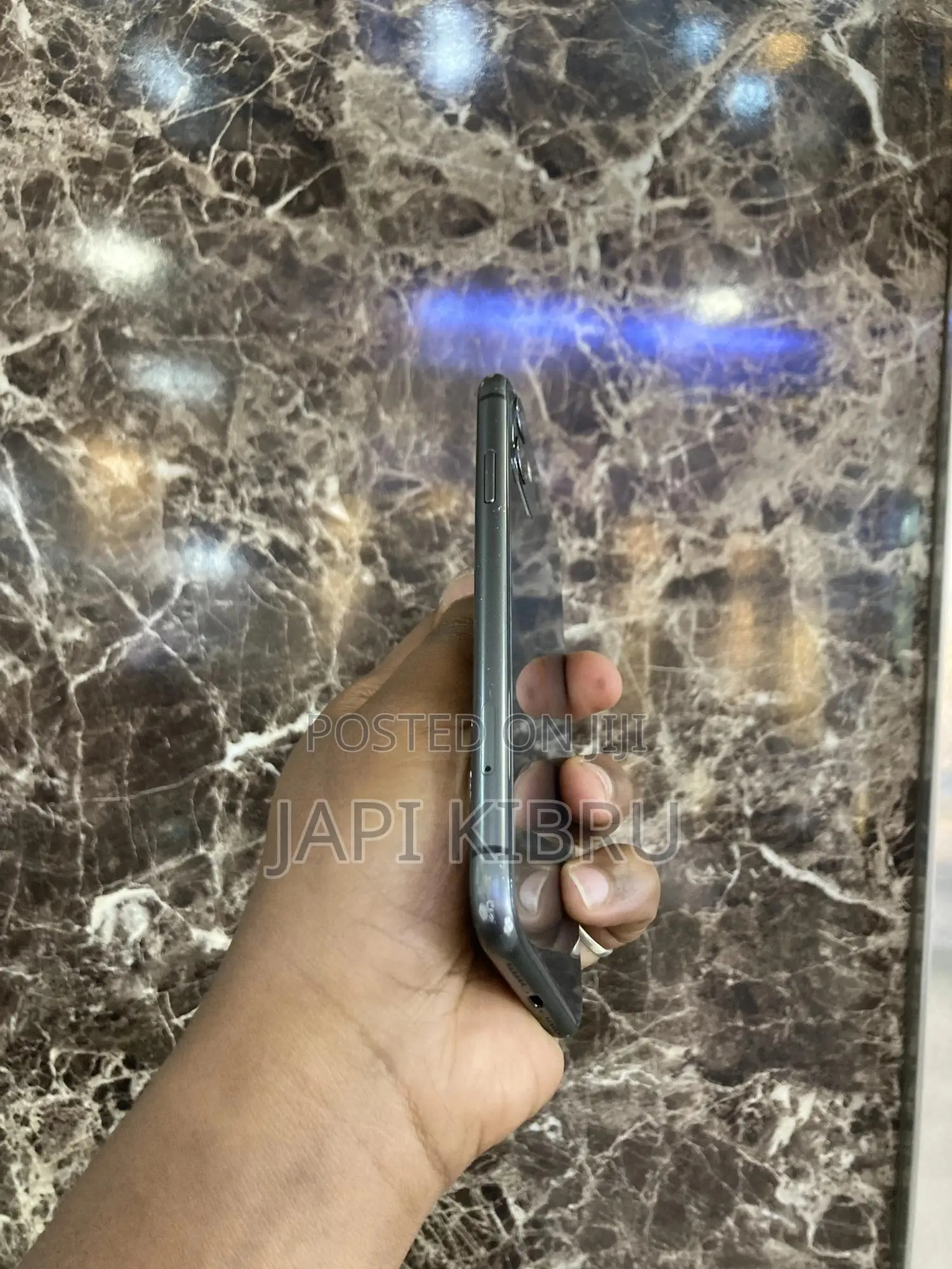 Apple iPhone 11 64 GB Black