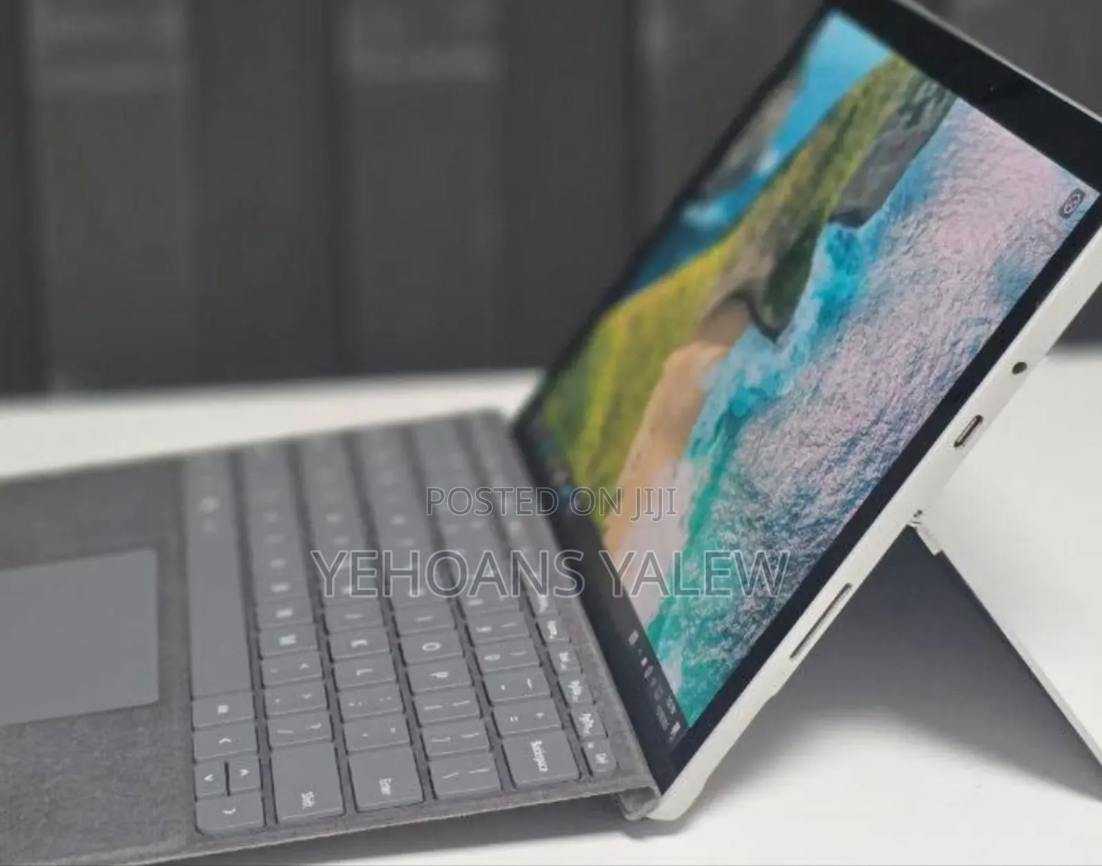 New Laptop Microsoft Surface Go 2 8GB Intel Celeron SSD 128GB