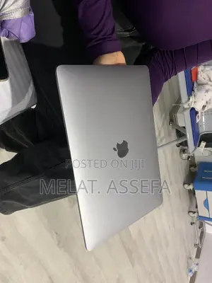 New Laptop Apple MacBook Air 2020 M1 8GB Apple M1 HDD 160GB