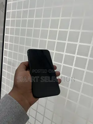 Apple XR 64 GB Black