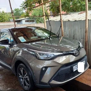 Toyota C-HR 2022 Teal