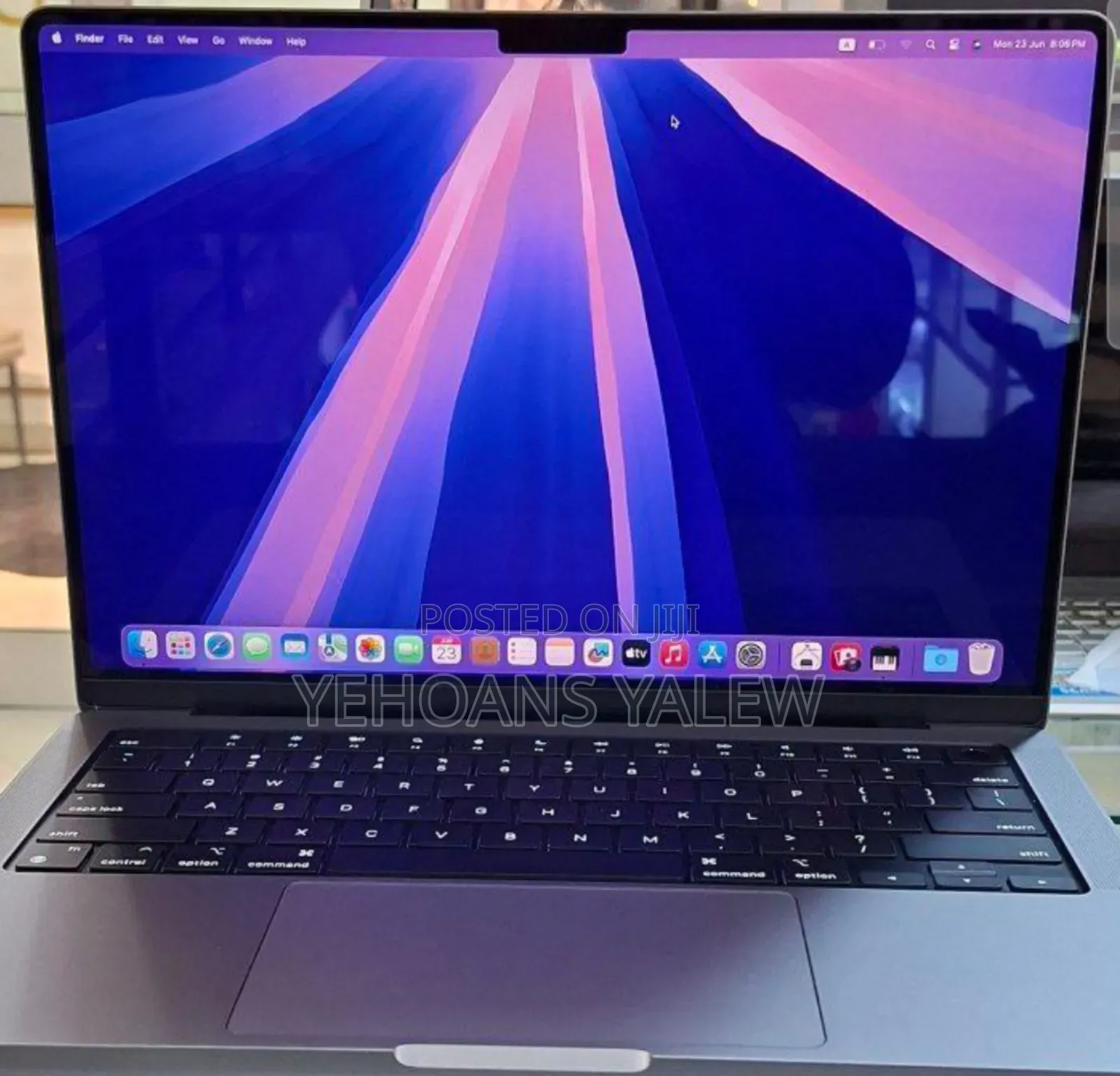 New Laptop Apple MacBook Pro 2021 M1 32GB Apple M1 Pro SSD 512GB