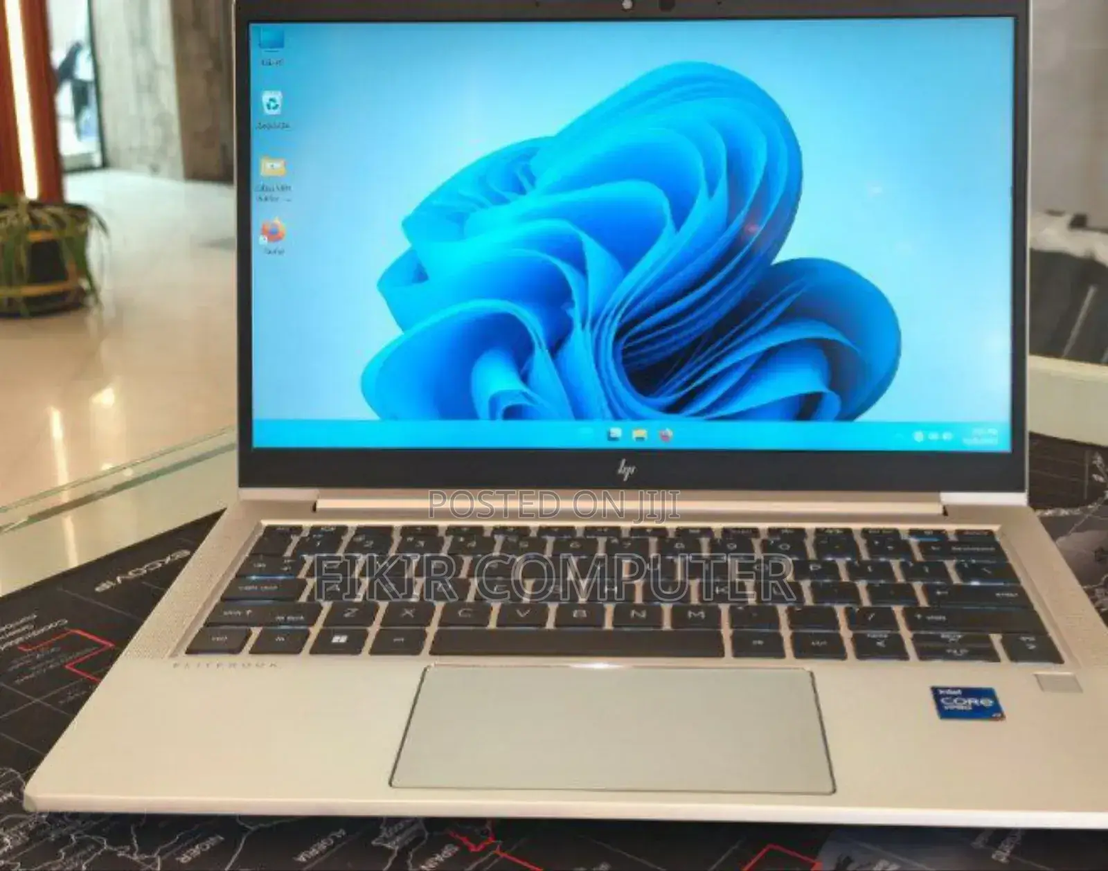 New Laptop HP EliteBook 640 G10 16GB Intel Core I7 SSD 512GB