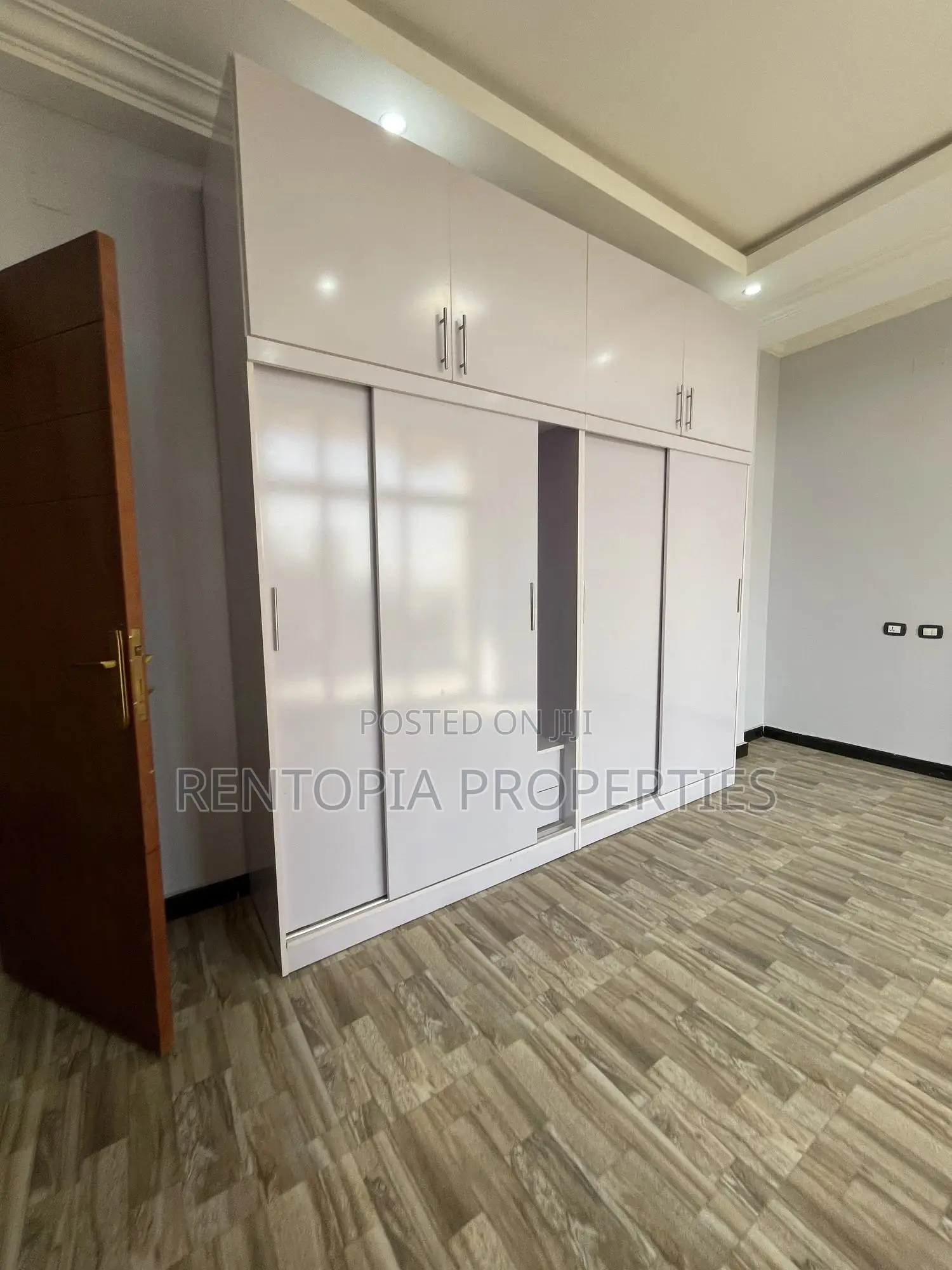 3bdrm Apartment in Bole for rent