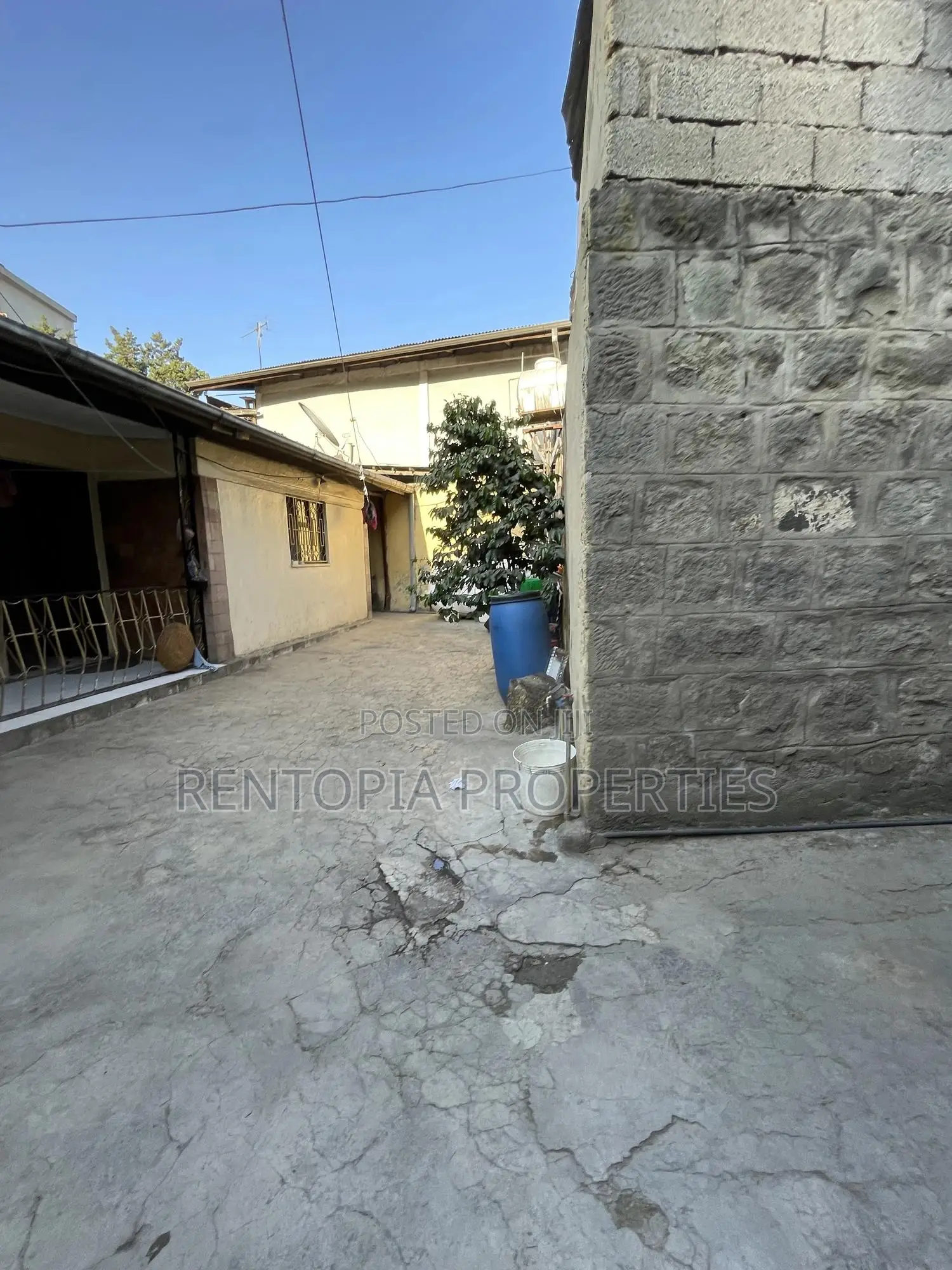 4bdrm Villa in Bole for sale