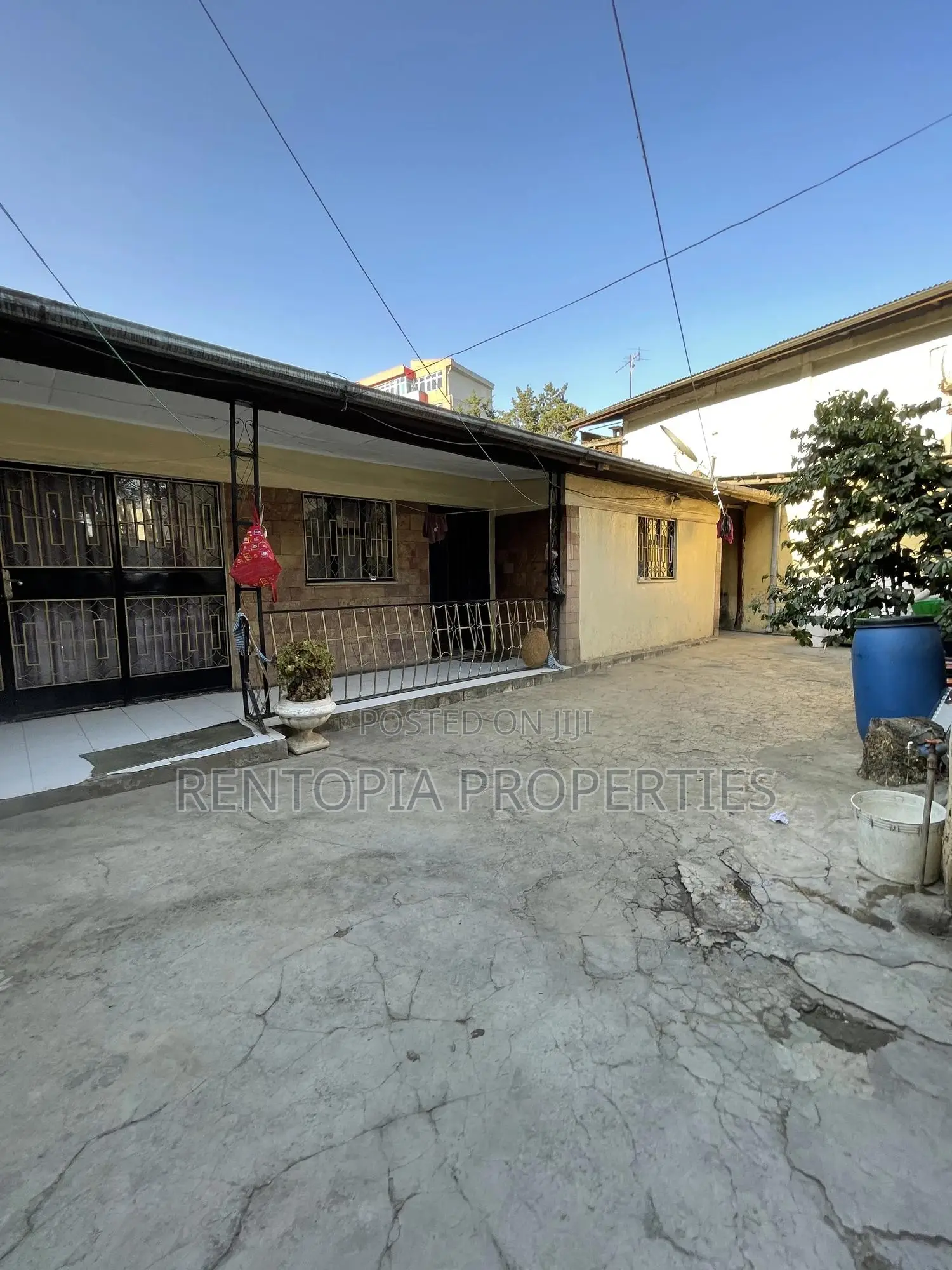 4bdrm Villa in Bole for sale