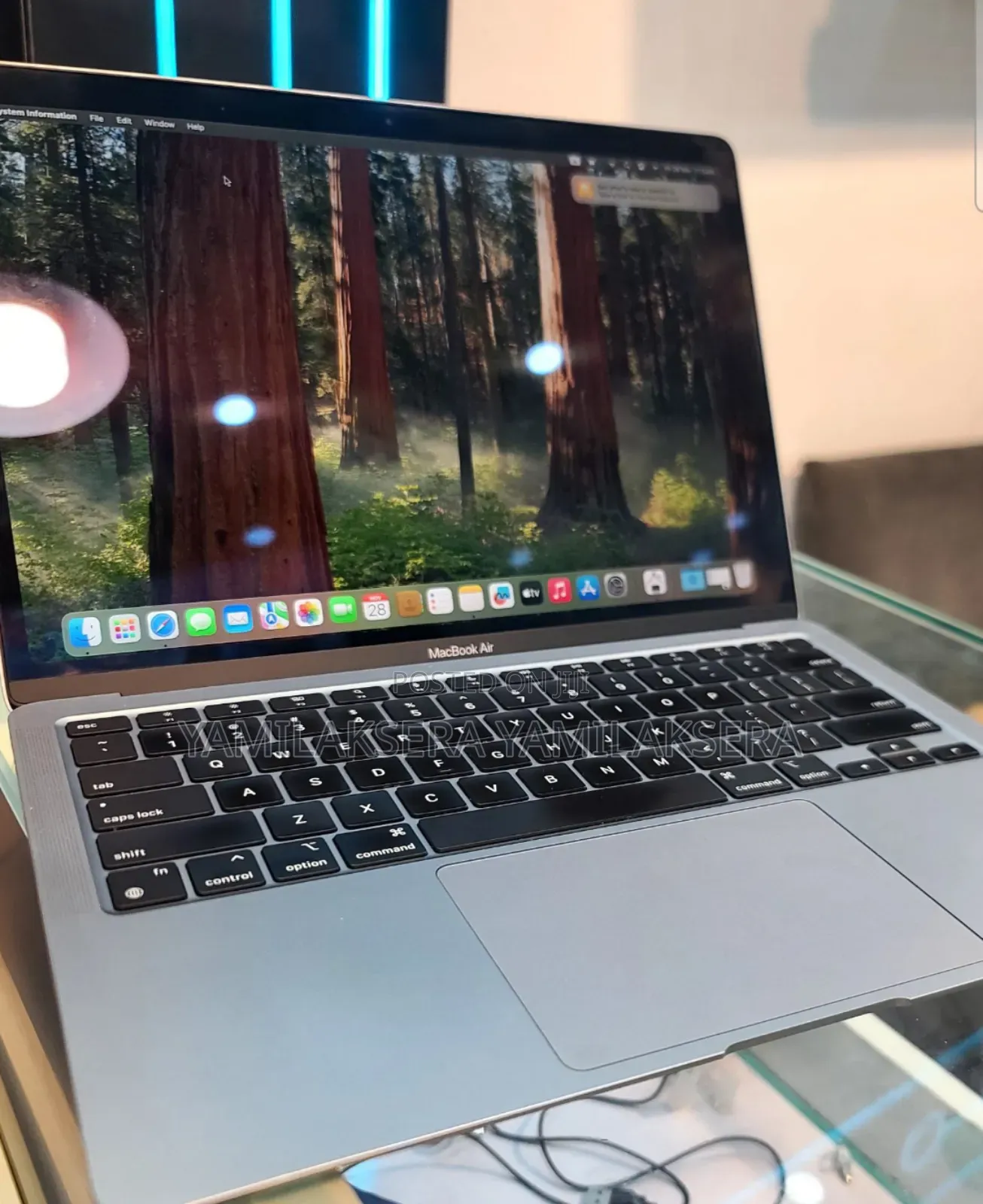 New Laptop Apple MacBook Air 2020 M1 16GB Apple M1 SSD 256GB