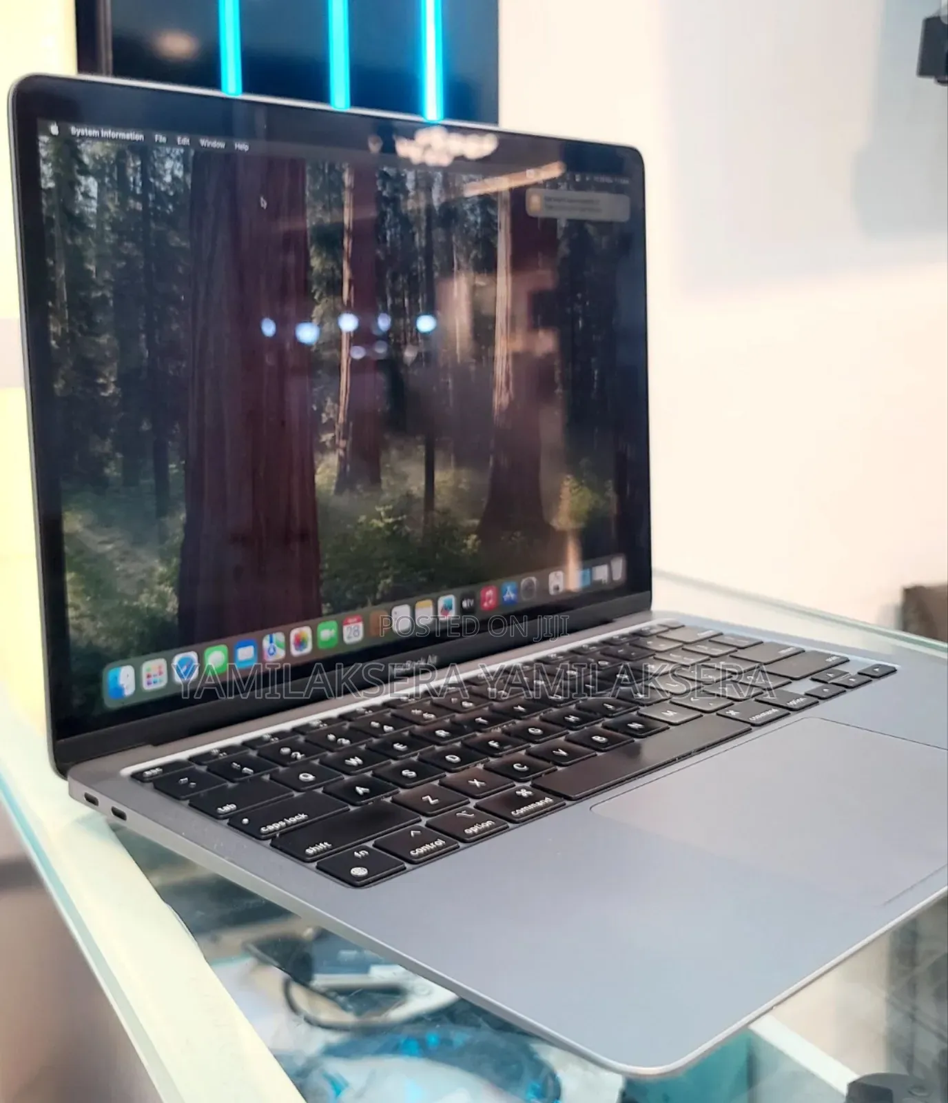 New Laptop Apple MacBook Air 2020 M1 16GB Apple M1 SSD 256GB