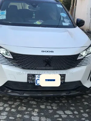 Peugeot 5008 2022 Off white