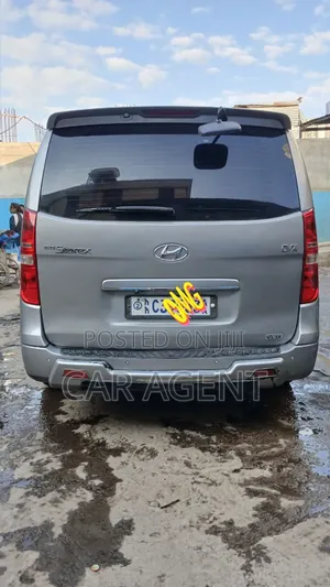 Hyundai Starex 2014 Silver