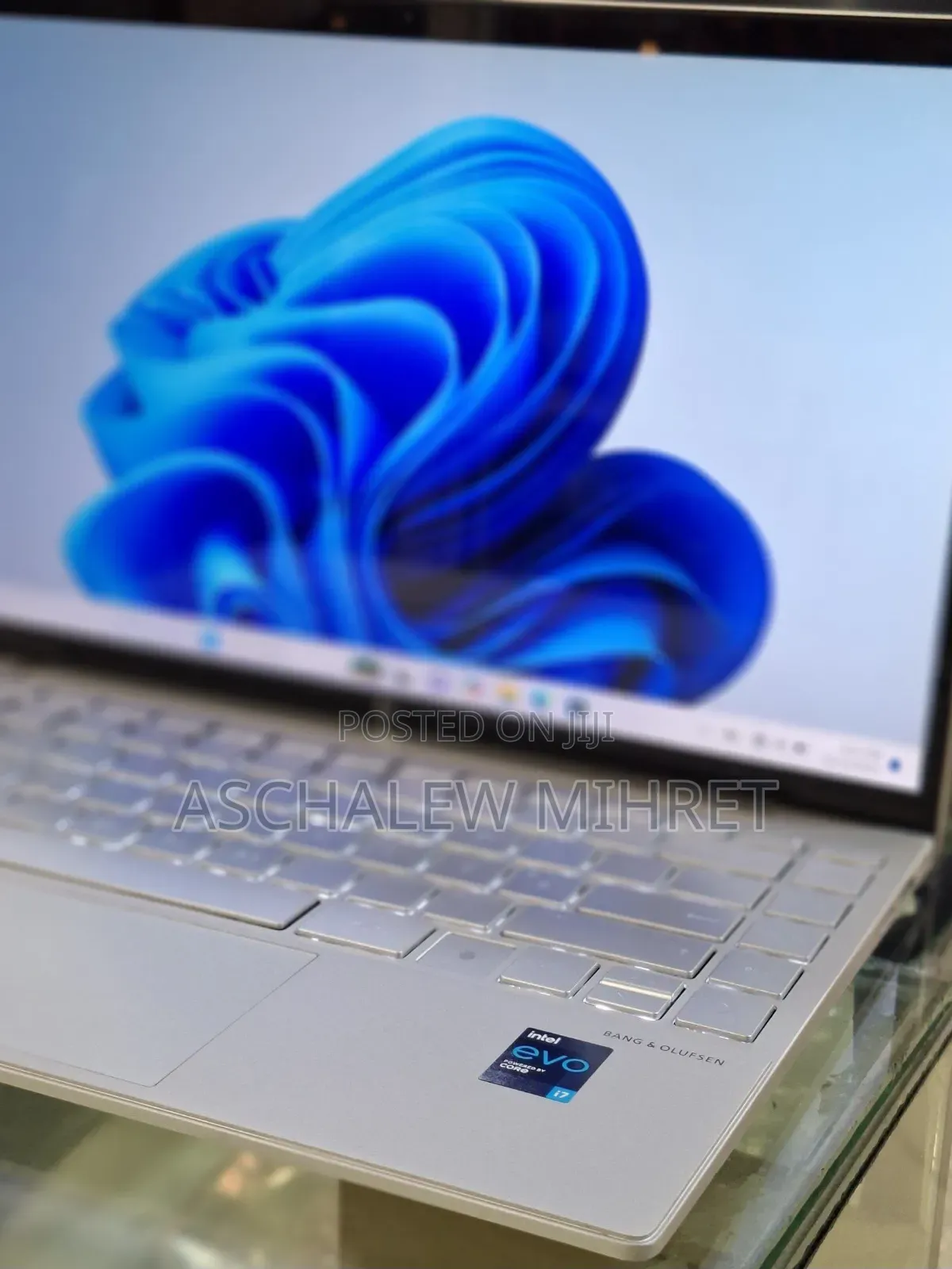 New Laptop HP Envy 13 16GB Intel Core I7 SSD 512GB