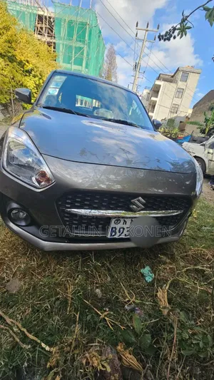 Photo - Suzuki Swift 2021 Gray