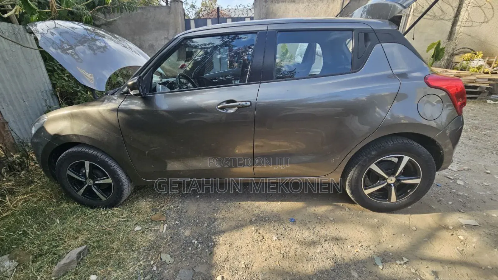 Suzuki Swift 2021 Gray