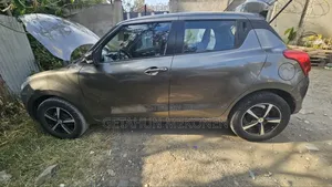 Suzuki Swift 2021 Gray