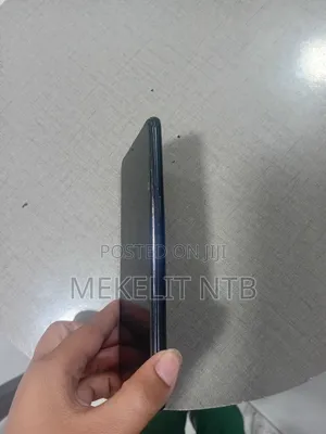 Samsung A10 32 GB Black