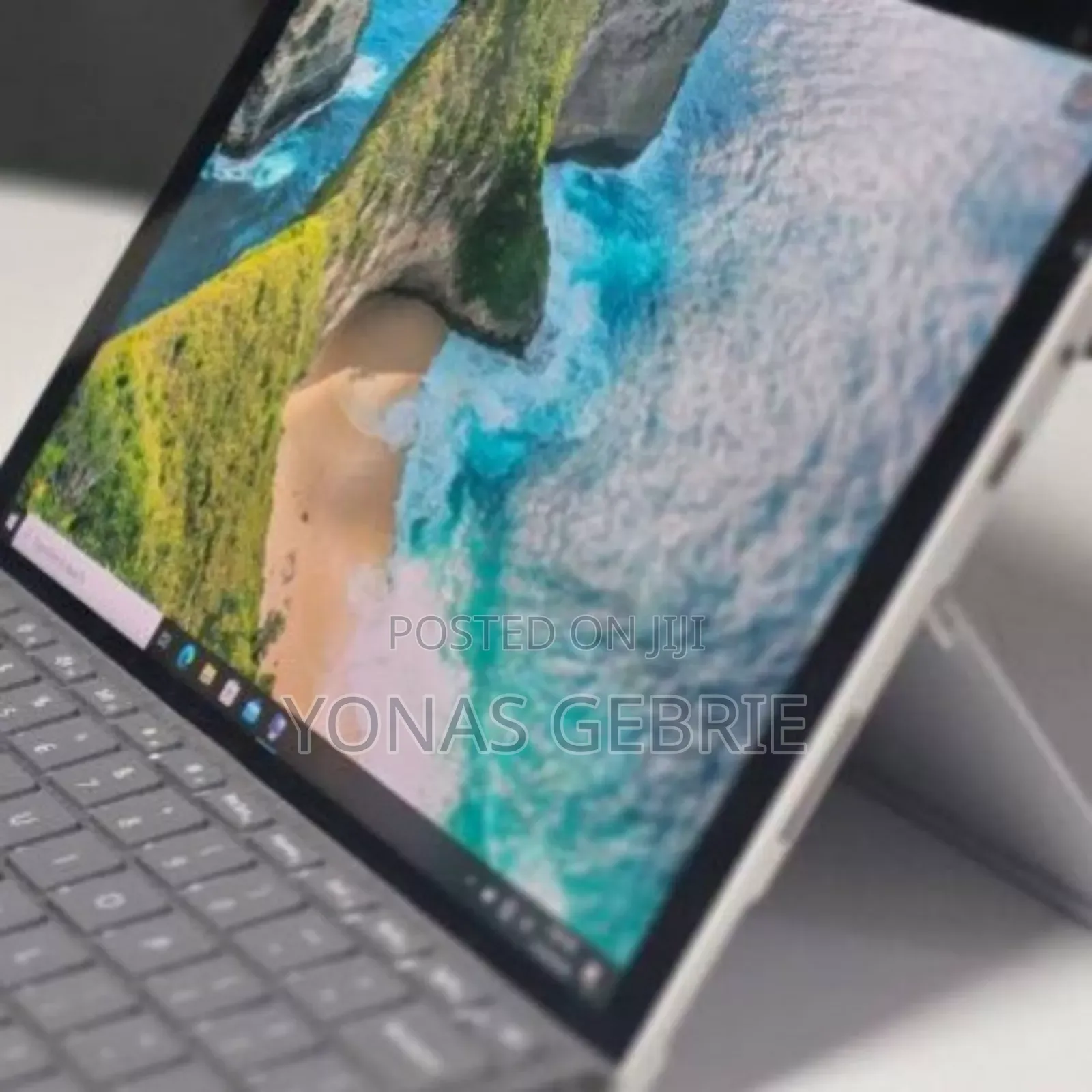 New Laptop Microsoft Surface 8GB Intel Pentium SSD 128GB